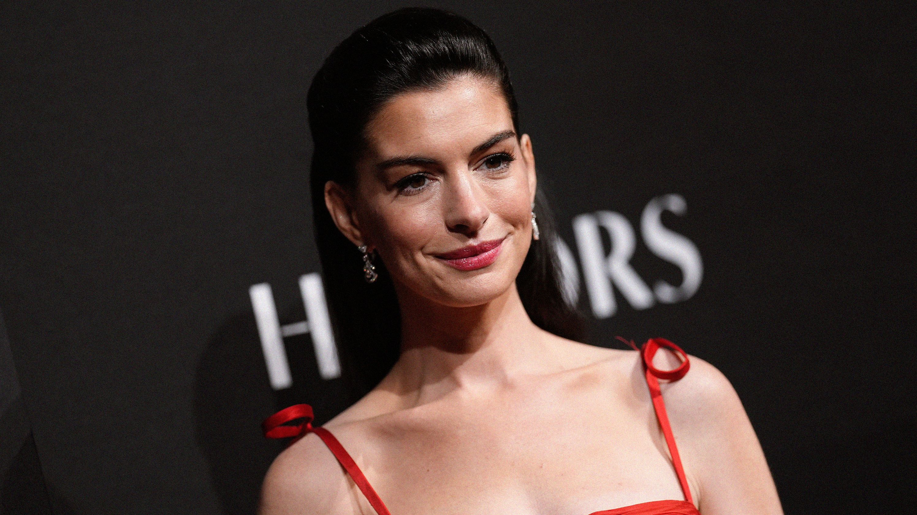 Anne Hathaway to Star in Vanity Fair’s Fear Not